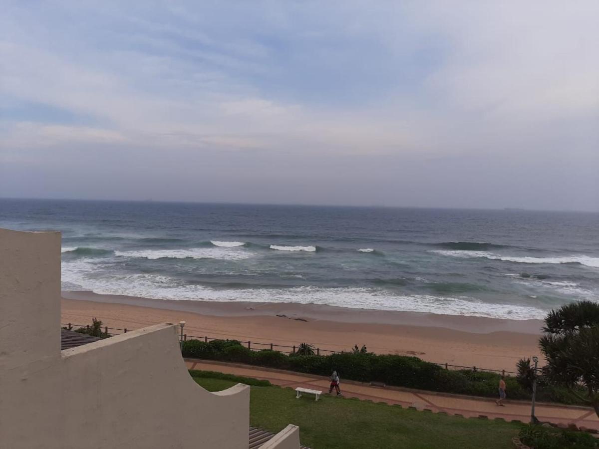16 Bronze Bay Apartment Durban Bagian luar foto