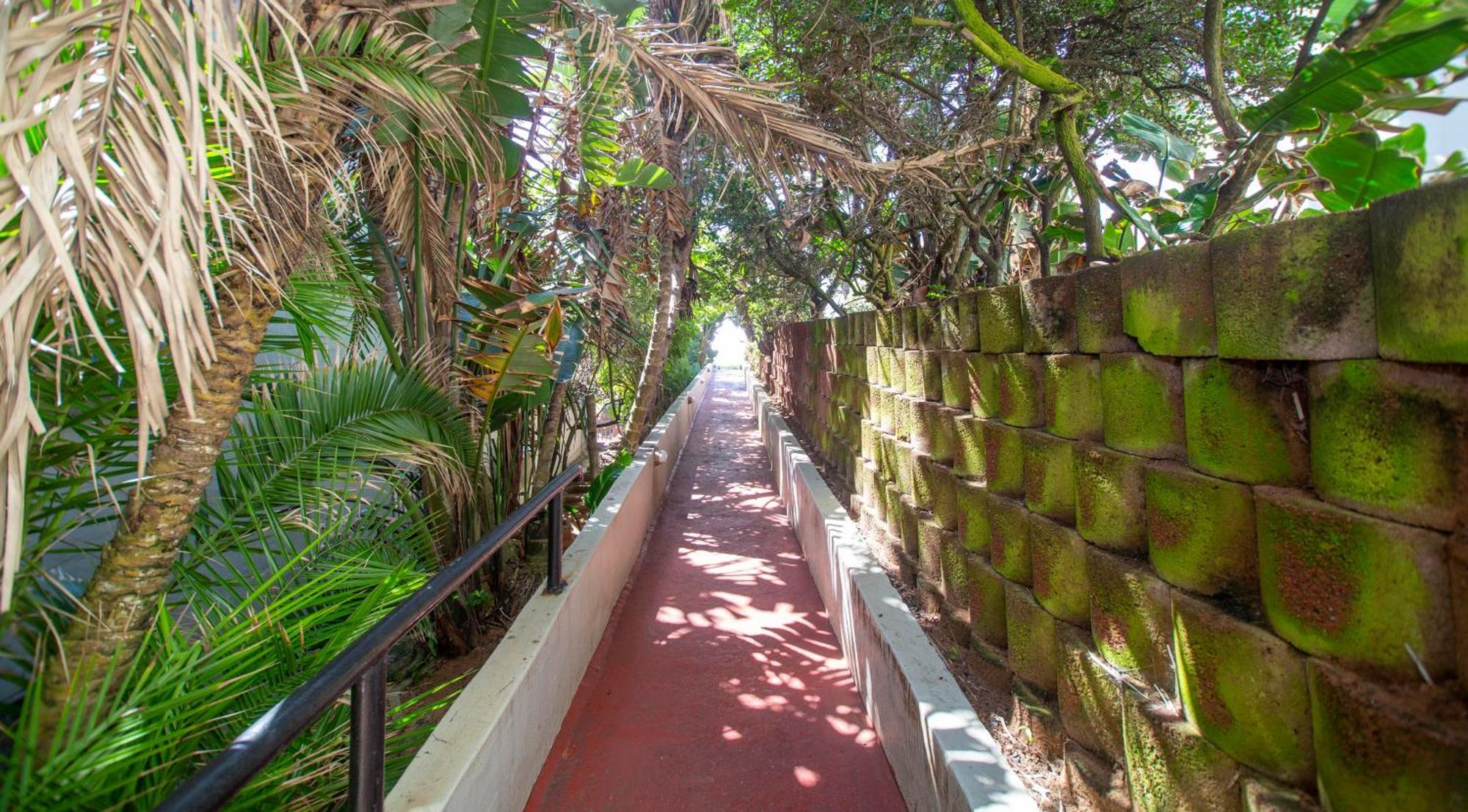 16 Bronze Bay Apartment Durban Bagian luar foto