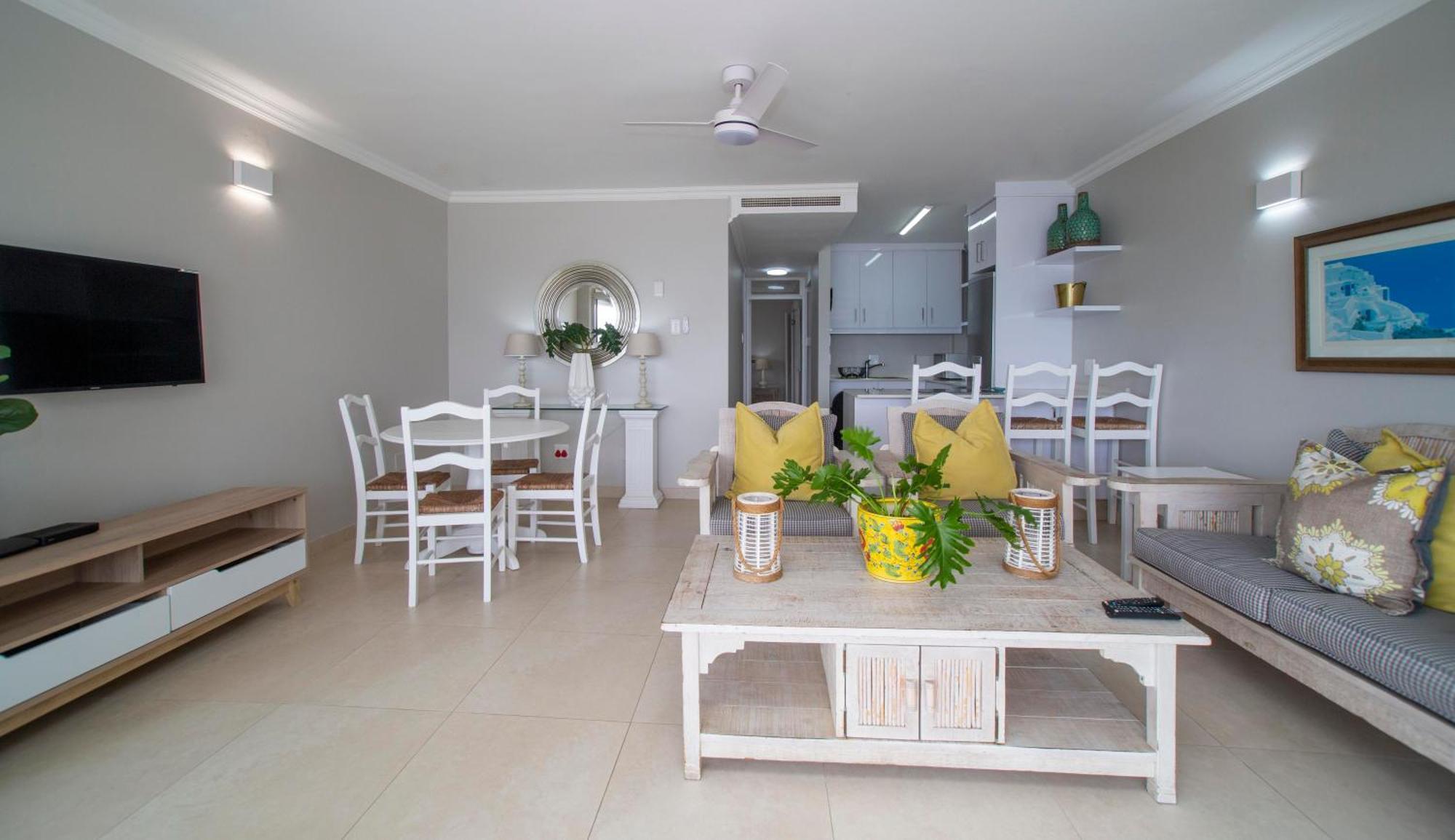 16 Bronze Bay Apartment Durban Bagian luar foto